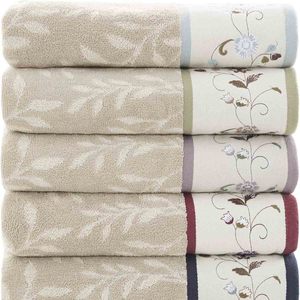 Nouvelle conception, serviette de bain d'hôtel en coton au design unique avec logo personnalisé, design uni, broderie, serviette d'hôtel durable - Product Image 6