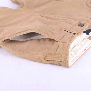 Pantalones cortos de estilo cargo de tendencia para hombres con cuatro bolsillos profundos servicio rápido ropa de fitness pantalones cortos para adultos - Product Image 3