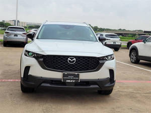 Nouvellement utilisé 2024 Ma-z-da CX-50 2.5 S Premium Plus - Product Image 2