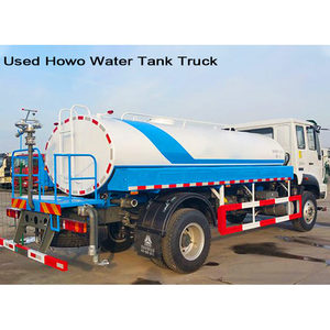 Camion-citerne d'eau Howo 4x2 d'occasion avec moteur diesel, réservoir en acier pour le stockage de GPL et d'huile - Product Image 4
