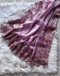 Sari de trabajo de borde de encaje bordado de seda de tejido de diseñador por Fab Zone - Product Image 3