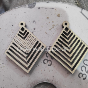 Juego de pendientes de madera de corte láser elegantes de moda para mujer, joyería de moda, pendiente de aro de Falak World Export - Product Image 4