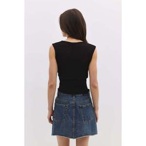 Body Casual con Cuello en V y Pliegues en la Cintura con Logotipo Frontal - Product Image 6