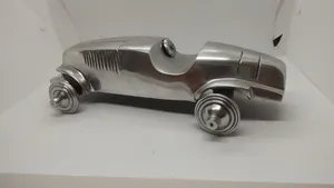 Aluminium poli Vintage classique voiture de course Sculpture modèle décor de bureau cadeau de collection décoration de la maison - Product Image 3
