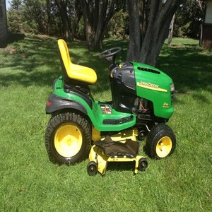 Para John para Deere 25HP Tractor de jardín compacto de alto rendimiento Potente tractor de césped con bomba de motor disponible para inmediato - Product Image 6