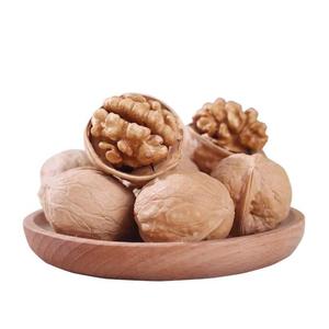 Nueces orgánicas de fábrica suministradas a bajo precio Nueces crudas secas en embalaje a granel con cáscara - Product Image 5