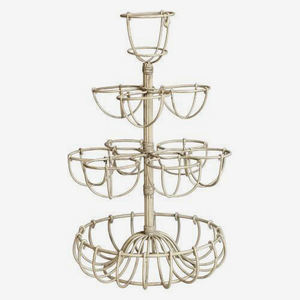 Soporte de huevo de granja de alambre de hierro con corazón - Product Image 3