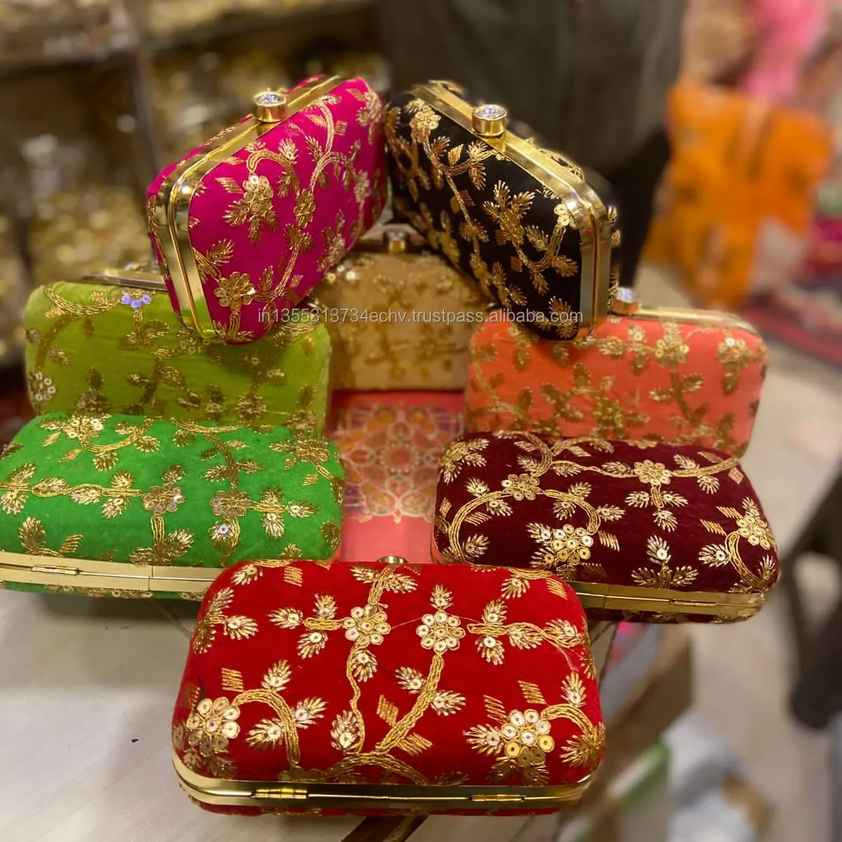 Nuovo arrivo fatto a mano Golden Arti Tari lavoro pochette da sera con catena a tracolla per donna borse fatte a mano indiane