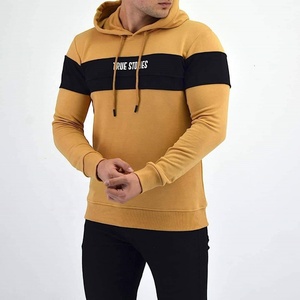 Sweat à capuche noir à manches longues en coton avec logo personnalisé pour hommes pull vierge à la mode pour les vêtements d'hiver personnalisés OEM - Product Image 3