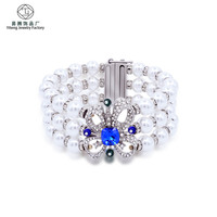 Bracelet de perles pour femme, bijoux fantaisie, bracelet multicouche avec fleurs et pierres précieuses, bijoux de luxe pour femme