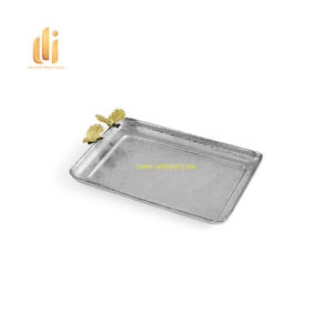 Plateau de service rectangulaire en argent avec poignées papillon Plateau décoratif de luxe en métal pour la maison Hôtel Restaurant Fête - Product Image 1