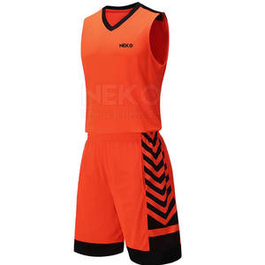 Uniforme de baloncesto hecho a medida para hombre, ropa deportiva de último diseño con estilo de conjunto de características transpirables - Product Image 2