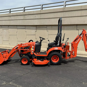 Tracteur de jardin Kubota L4340 4x4 avec chargeur frontal et pelle arrière, couleur rouge, tracteur multifonctionnel sur roues - Product Image 6