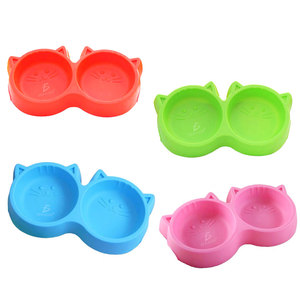 Ciotola Regolabile a Forma di Gatto in Plastica per Alimenti per Animali Domestici, Solida, per Interni/Gabbia, con Funzionalità per Interni/Viaggi - Product Image 1