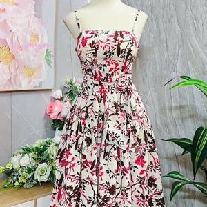 Robe élégante pour femmes, robe à manches courtes, alliant parfaitement élégance, confort, décontracté, formel pour divers événements, maxi en soie - Product Image 3