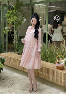 Vestido de Maternidad V1190 de Tela Suave y Transpirable que Absorbe el Sudor, Mangas Cortas y Largo hasta la Rodilla para Mujeres Embarazadas - Product Image 4