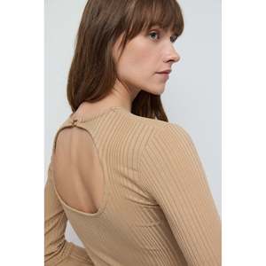 Blusa de Cuello Redondo - Product Image 6