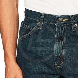 Pantalones cortos vaqueros sólidos de algodón 100% para hombre con paneles únicos Estilo audaz Lavado ligero Ajuste relajado - Product Image 4