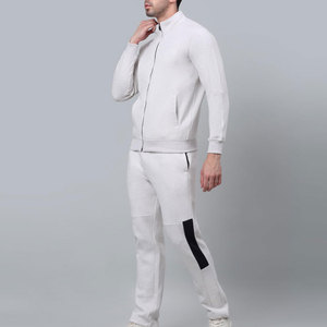 ชุดฝึกซ้อมแบบตัดสะอาดสำหรับผู้ชายชุดออกกำลังกายที่นุ่มเนียนให้ความรู้สึกเนียนเรียบสำหรับใส่กลางแจ้งและในชีวิตประจำวันดีไซน์ใหม่สำหรับผู้ชาย - Product Image 3