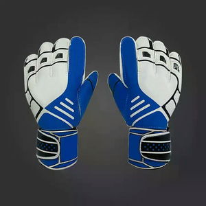 Guantes de Portero de Fútbol Profesionales Personalizados a Precio de Fábrica, Guantes de Entrenamiento de Cuero Antideslizantes con Protección para los Dedos - Product Image 5