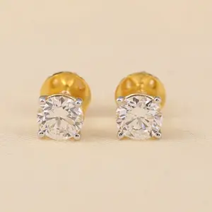 ต่างหูเพชรทรงกลมเจียระไนแบบกลม ผลิตในห้องปฏิบัติการ เงินสเตอร์ลิงและทองคำ ความใส VS1 สี F คอลเลกชันเครื่องประดับหรูหรา - Product Image 5