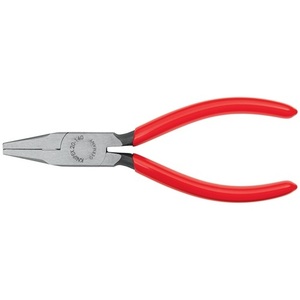 Alicates de Pesca de Punta Plana KNIPEX, 140 mm de Longitud Total, Cabeza Pulida, Recubrimiento de Plástico Anodizado Negro - Product Image 3