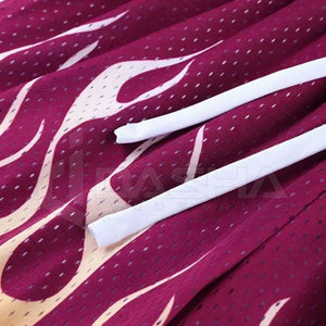 Pantalones cortos de baloncesto personalizados para hombre con diseño de malla doble, logotipo bordado, conjunto transpirable de talla grande, estilo liso - Product Image 3