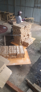 Plateau de service artisanal en bois d'acacia, design moderne, écologique, pour la décoration de la maison et la vaisselle, prix raisonnable - Product Image 5