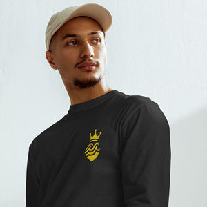 Camiseta de Manga Larga Legacy Luxe, Edición Bordada 'Legacy Never Dies', Transpirable y Cómoda - Product Image 1