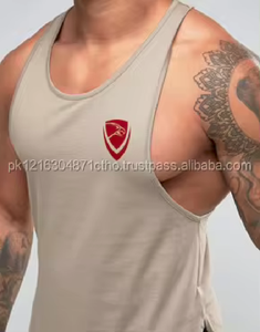 เสื้อกล้ามผู้ชายแขนกุดผ้าฝ้ายโพลีเอสเตอร์สำหรับเล่นยิมออกกำลังกายระบายอากาศได้ดี - Product Image 2