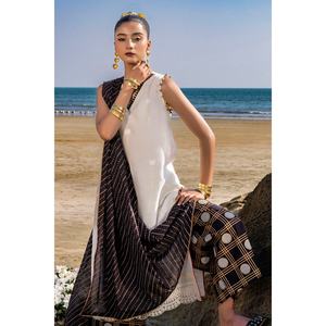 Traje de 3 Piezas para Mujer, Sin Costuras, Transpirable, 100% Algodón Jacquard, con Bordado a Mano en Color Negro y Ecru - Product Image 3