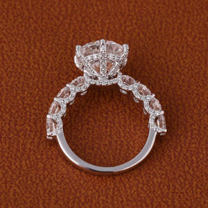 Anillo de Compromiso con Diamante Cultivado en Laboratorio, Corte Redondo, Certificado IGI, Engaste Pavé, Oro Blanco Sólido de 14K, Estilo Moderno, Anillo de Regalo para Mujer - Product Image 6