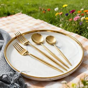 Juego de Cubiertos de Lujo en Madera Mate Dorada, Estilo Moderno para Bodas, Acabado Cepillado Ecológico, Diseño de Mango Cónico - Product Image 6