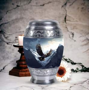 Urna de águila volando en montañas nevadas para cenizas humanas Urna conmemorativa para adultos para hombre y mujer Urna decorativa para cenizas de adultos Tamaño personalizado - Product Image 2