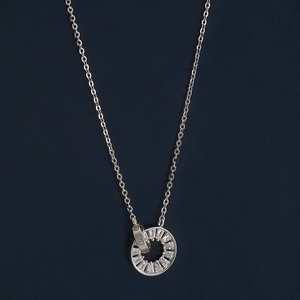 Collier en argent 92,5 plaqué rhodium or 18 carats or blanc avec zircon et perle - Chaînes de fiançailles tendance 183010 - Product Image 1