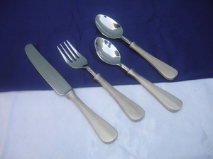 Ensemble de couverts vintage moderne de luxe, cuillère et fourchette indiennes fantaisie, pour la maison et la cuisine, utilisation pour les mariages et les fêtes - Product Image 5