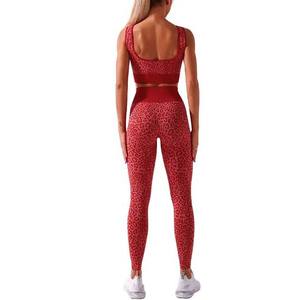 Ensemble de yoga pour femmes au design personnalisé, sans couture, respirant, séchage rapide, 2 pièces, soutien-gorge et leggings, ensemble de sport uni imprimé par sublimation - Product Image 5