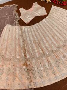 Vêtements de créateur Séquence brodée française lourde et travail miroir en papier Lehengas Choli avec tissu Dupatta de qualité supérieure - Product Image 3