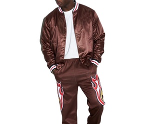 Chaqueta de bombardero gris de alta calidad con logotipo personalizado OEM, ropa de calle para hombre, chaquetas universitarias de satén de carreras de gran tamaño para hombre - Product Image 4