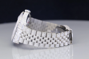 Montre de luxe en acier inoxydable de qualité supérieure, cadran saphir, résistance à l'eau 3 BAR, double mouvement ETA, design glacé, clarté VVS - Product Image 4