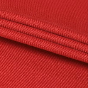 Camiseta gráfica de algodón rojo para mujer, camiseta de manga corta con estampado de dibujos animados bonitos con el diseño Being Cute is My Superpower OEM disponible - Product Image 4