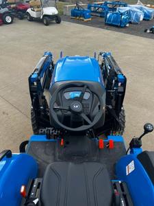 Tractor LS MT226HE Nuevo y Usado de Calidad, Diésel Mitsubishi, 4x4 con Cargador Frontal, Capacidad de Elevación de 1965 lbs a Precio Accesible - Product Image 3