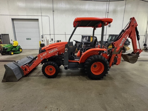 Quality Affordable Kubota B26 4WD Diesel Mini <b>Tractor</b> with <b>Backhoe</b> <b>Loader</b> - Product Image 2