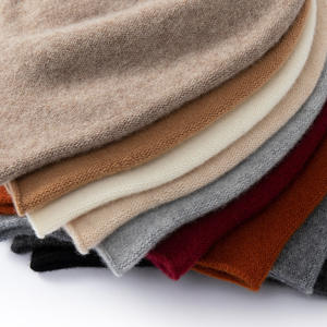 Vente en gros de bonnets en laine décontractés et polyvalents en polyester/coton avec logo personnalisé, doux, chauds, pour l'extérieur, personnalisation - Product Image 3