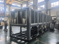 Refroidisseur d'eau industriel d'occasion à refroidissement par air avec compresseur à double vis, capacité de réfrigération 770 kW