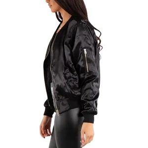 Vestes d'université en satin recadrées pour femmes personnalisées OEM de haute qualité Nouvelles vestes Bomber élégantes pour femmes Offre Spéciale vestes en satin pour femmes - Product Image 6