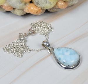 Diseño de joyería Larimar, colgante de piedras preciosas Larimar, colgante perfecto para niñas, colgante de plata de ley 925 con joyería estampada 925 - Product Image 3