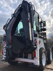 รถขุดขนาดเล็ก HIDROMEK HMK 62ss เครื่องยนต์ดีเซล ปั๊มเกียร์มอเตอร์ ENERPAC กระบอกไฮดรอลิก รถตักตีนตะขาบ ประสิทธิภาพสูง - Product Image 4