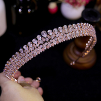 ASNORA CZ Diadèmes de luxe classiques, couronnes en zircon AAA dorées en forme de goutte d'eau, accessoires de cheveux de mariage, bijoux pour mariées et fêtes