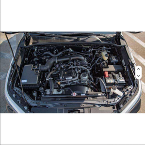 Toyota Fortuner SUV d'occasion à faible kilométrage - Product Image 5